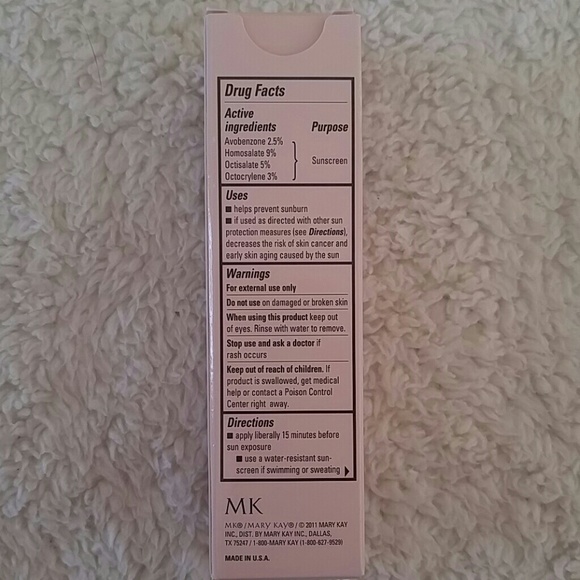 Mary Kay Foundation Primer - Picture 3 of 4